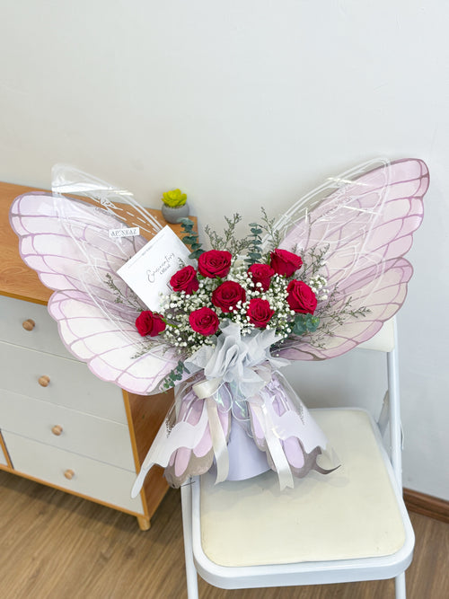 Aya Butterfly (Fresh Flowers)