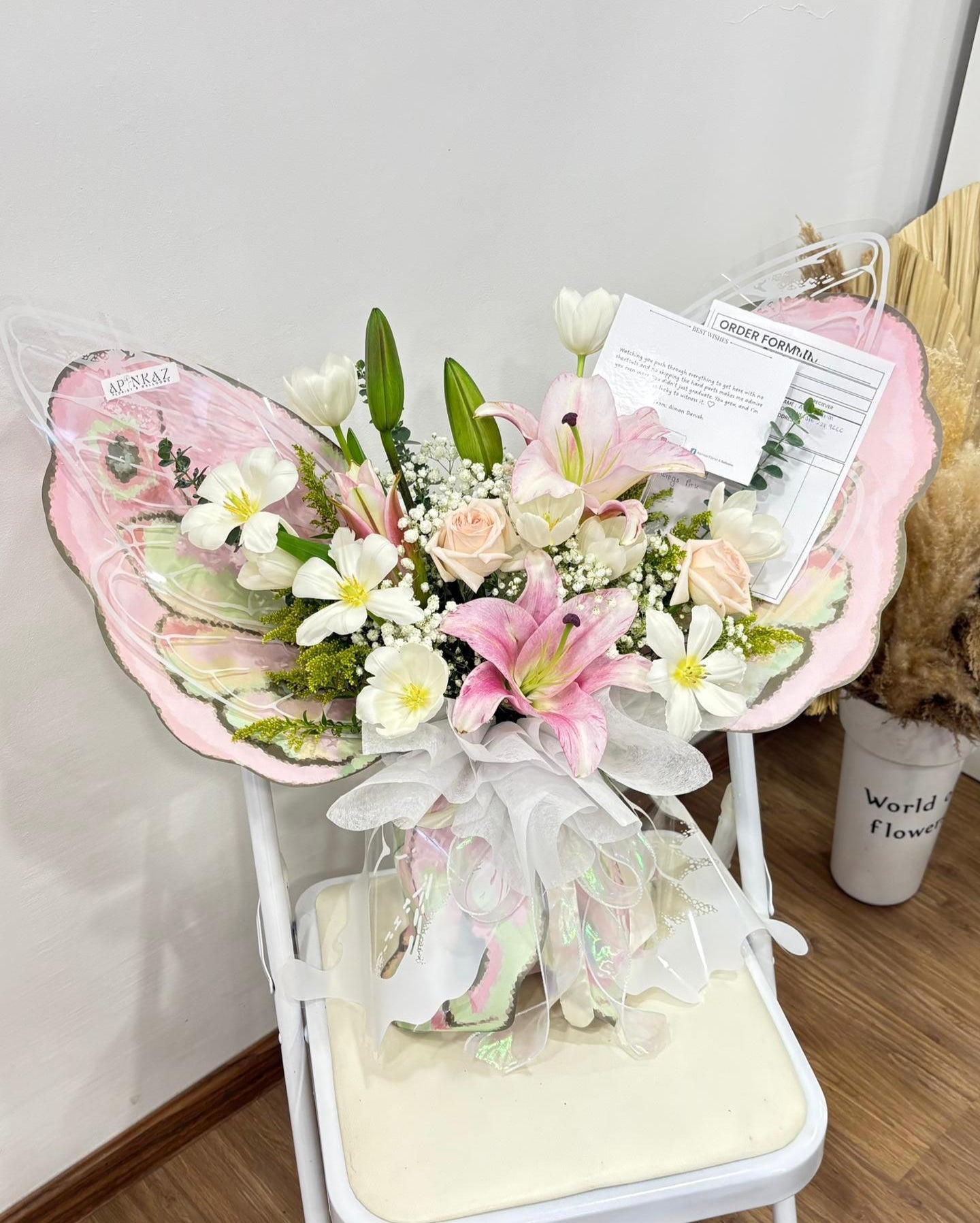 Lilina Butterfly (Fresh Flowers)